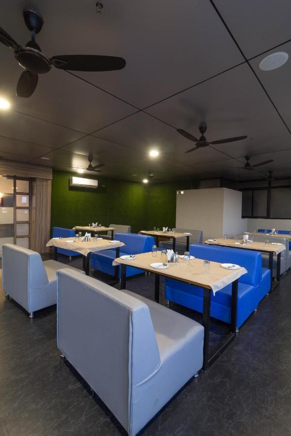 Hotel Green City Gandhinagar Extérieur photo